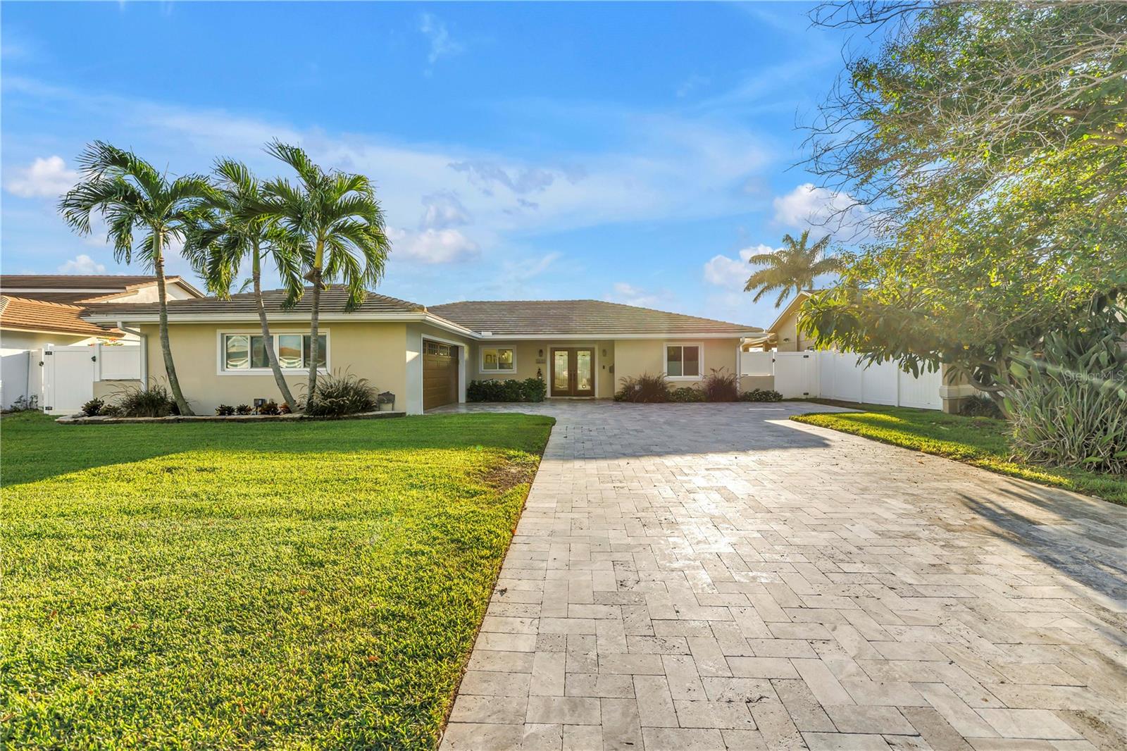 7982 11TH AVENUE S, St Petersburg, FL 33707