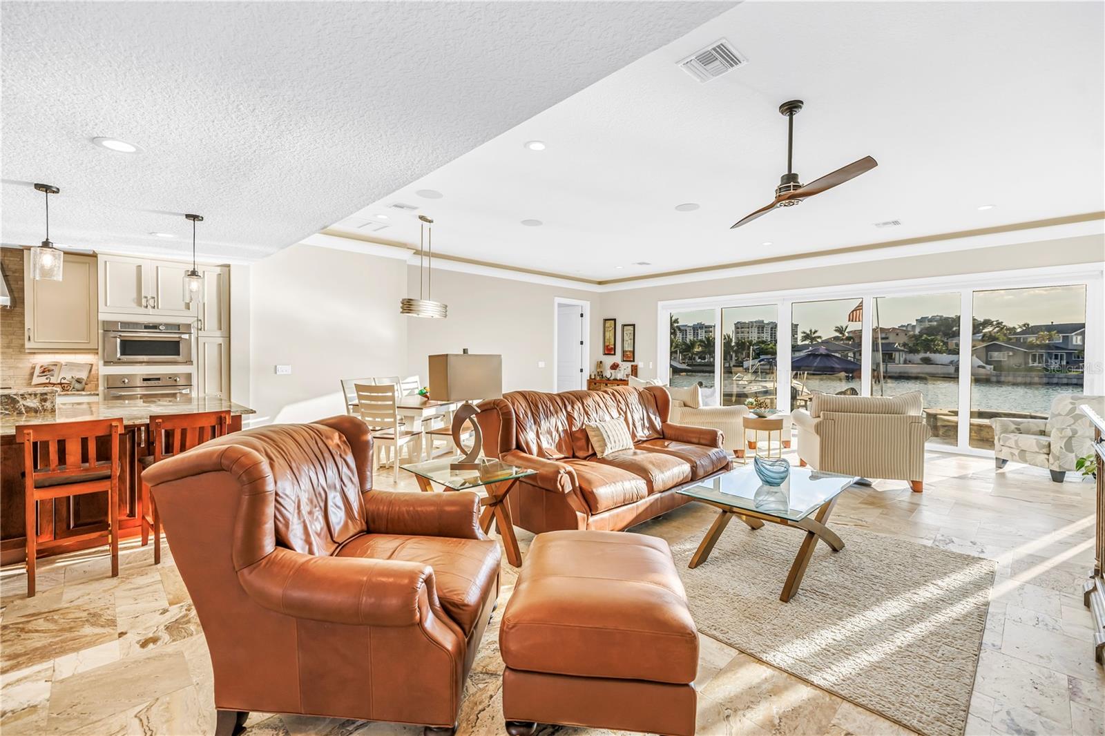 7982 11TH AVENUE S, St Petersburg, FL 33707