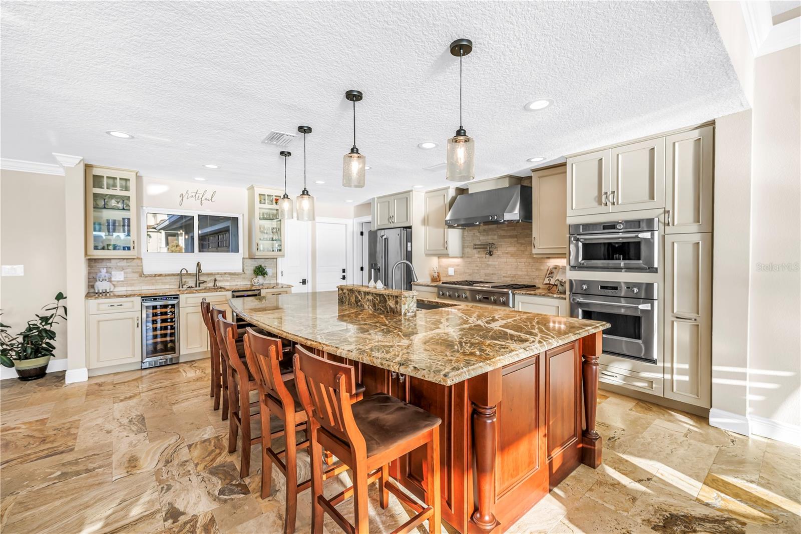 7982 11TH AVENUE S, St Petersburg, FL 33707