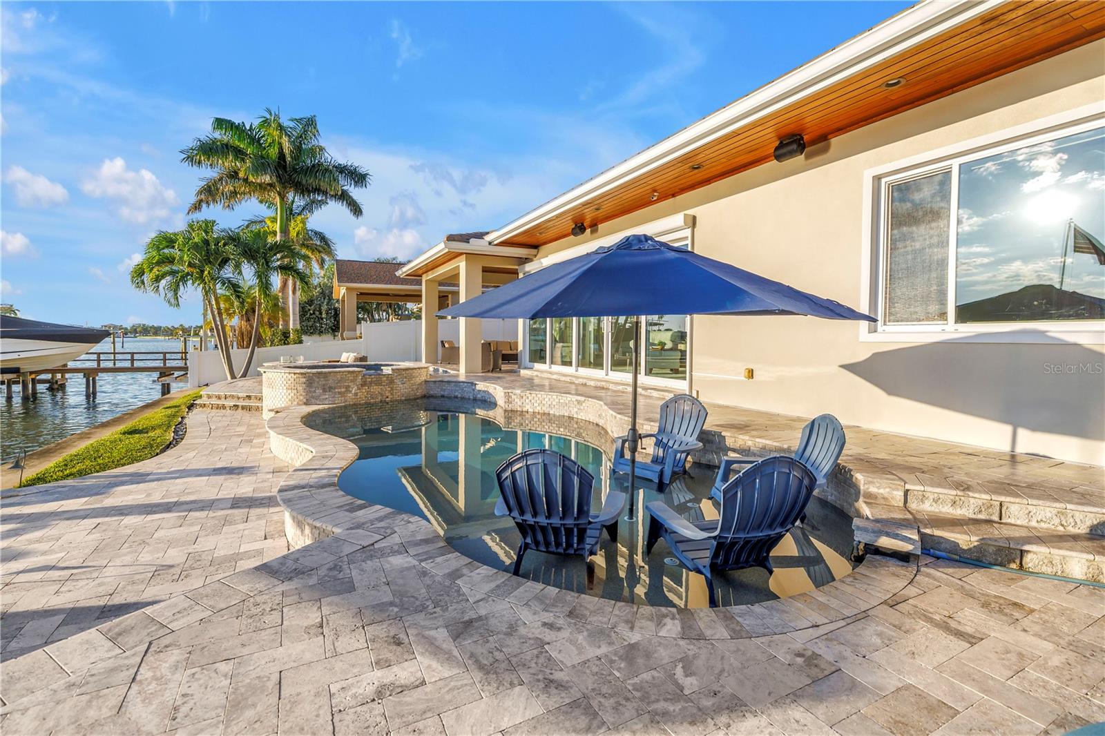 7982 11TH AVENUE S, St Petersburg, FL 33707