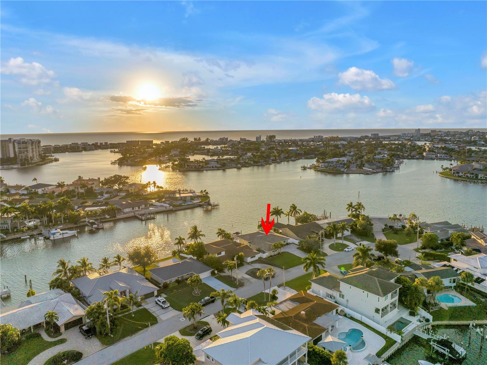 7982 11TH AVENUE S, St Petersburg, FL 33707