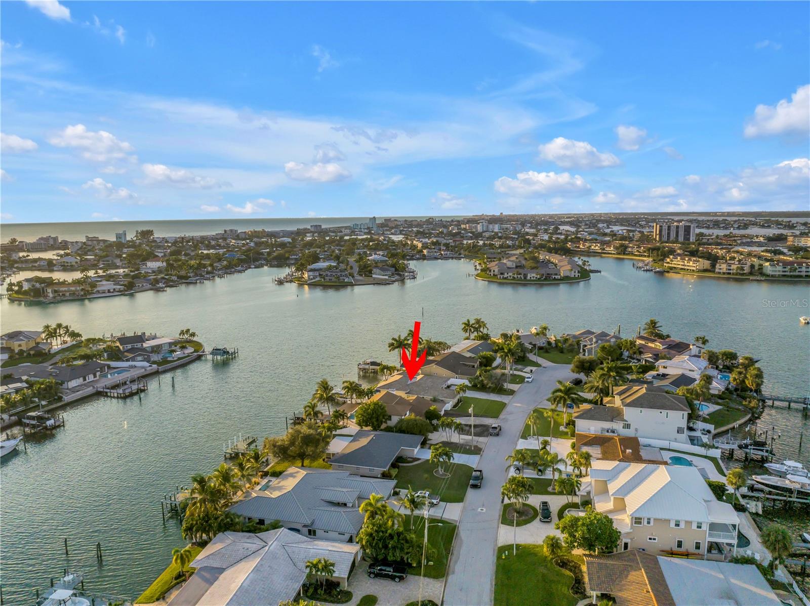 7982 11TH AVENUE S, St Petersburg, FL 33707