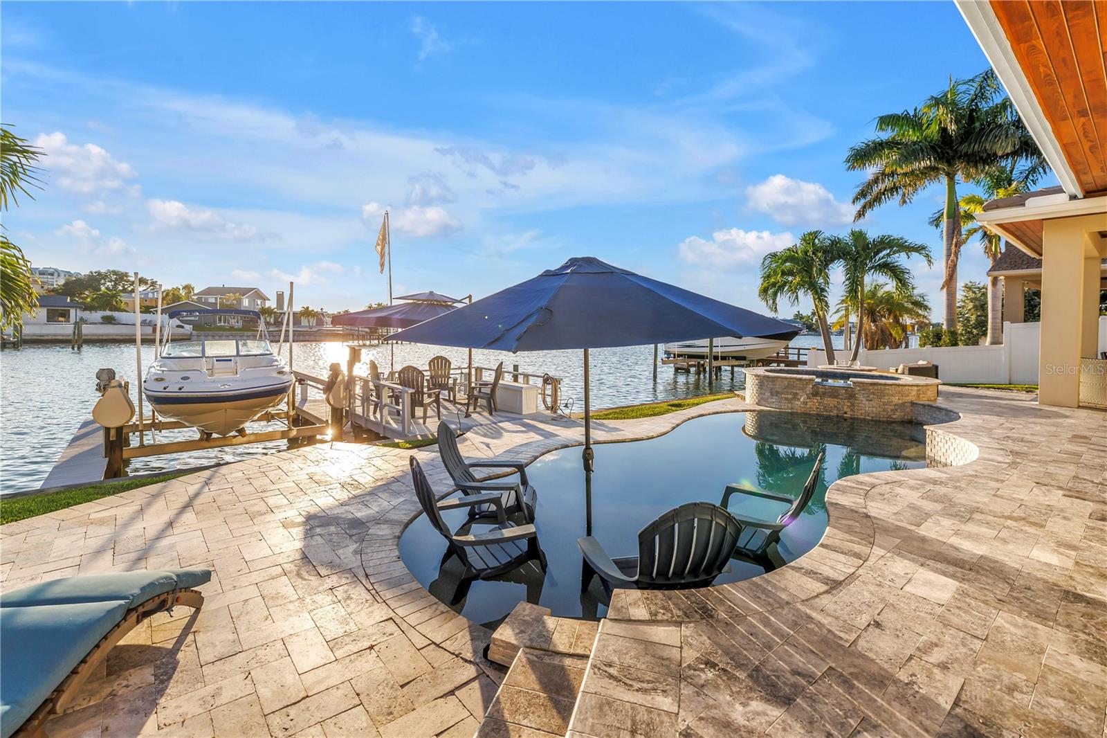 7982 11TH AVENUE S, St Petersburg, FL 33707