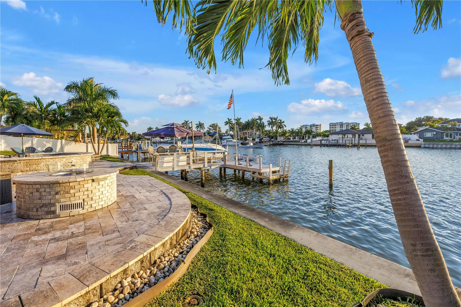 7982 11TH AVENUE S, St Petersburg, FL 33707