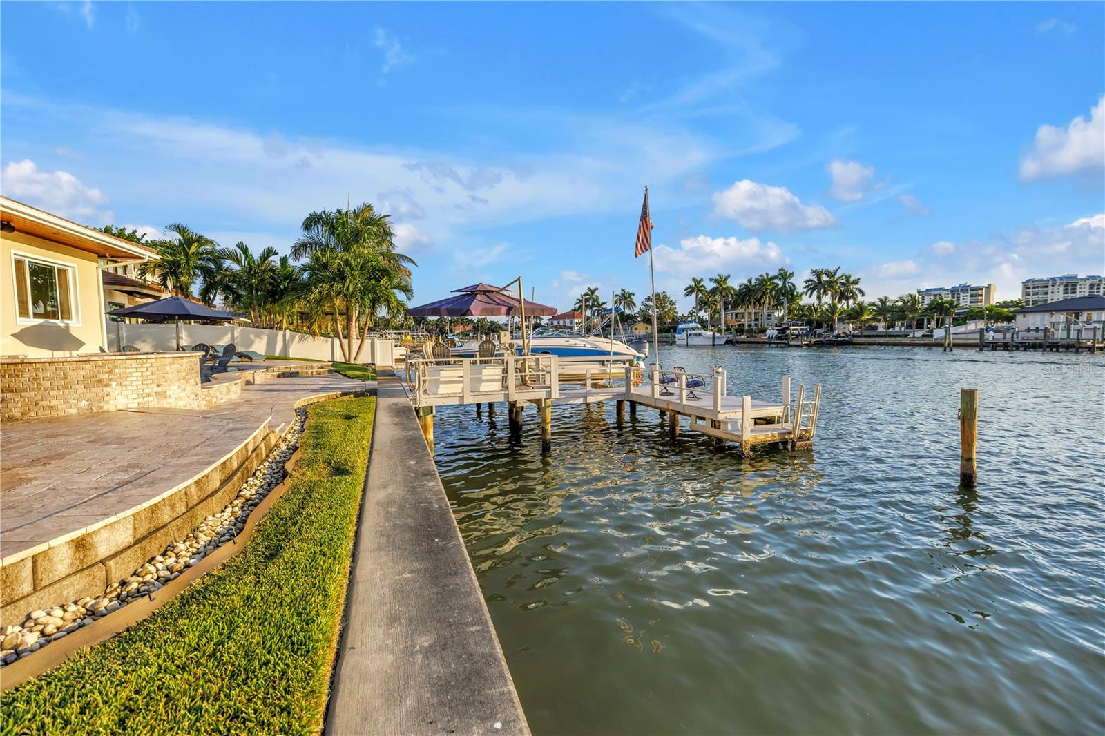 7982 11TH AVENUE S, St Petersburg, FL 33707