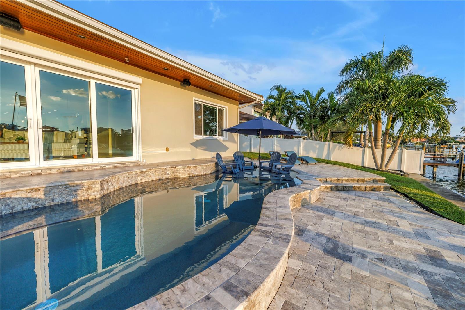7982 11TH AVENUE S, St Petersburg, FL 33707