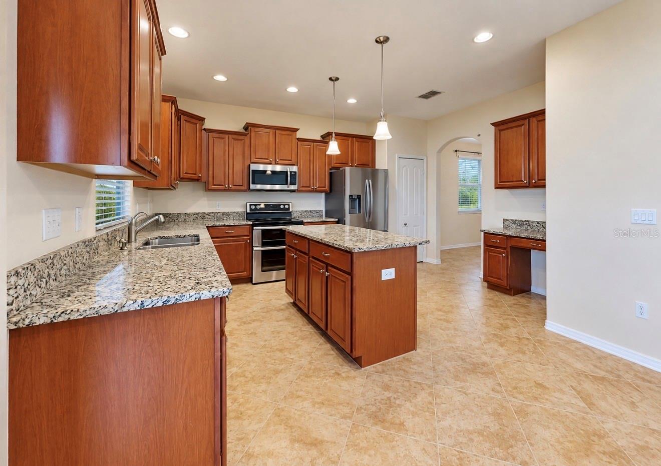12130 STREAMBED DRIVE, Riverview, FL 33579