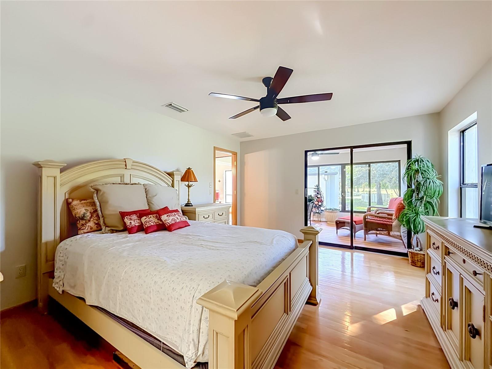 52 S MASTERS DRIVE, Homosassa, FL 34446