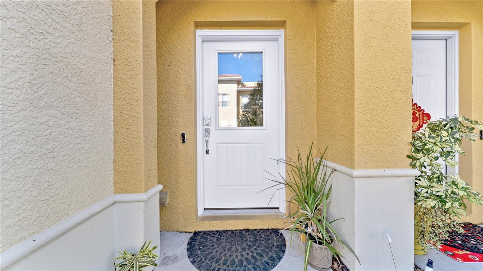 Newer front door-welcome in.
