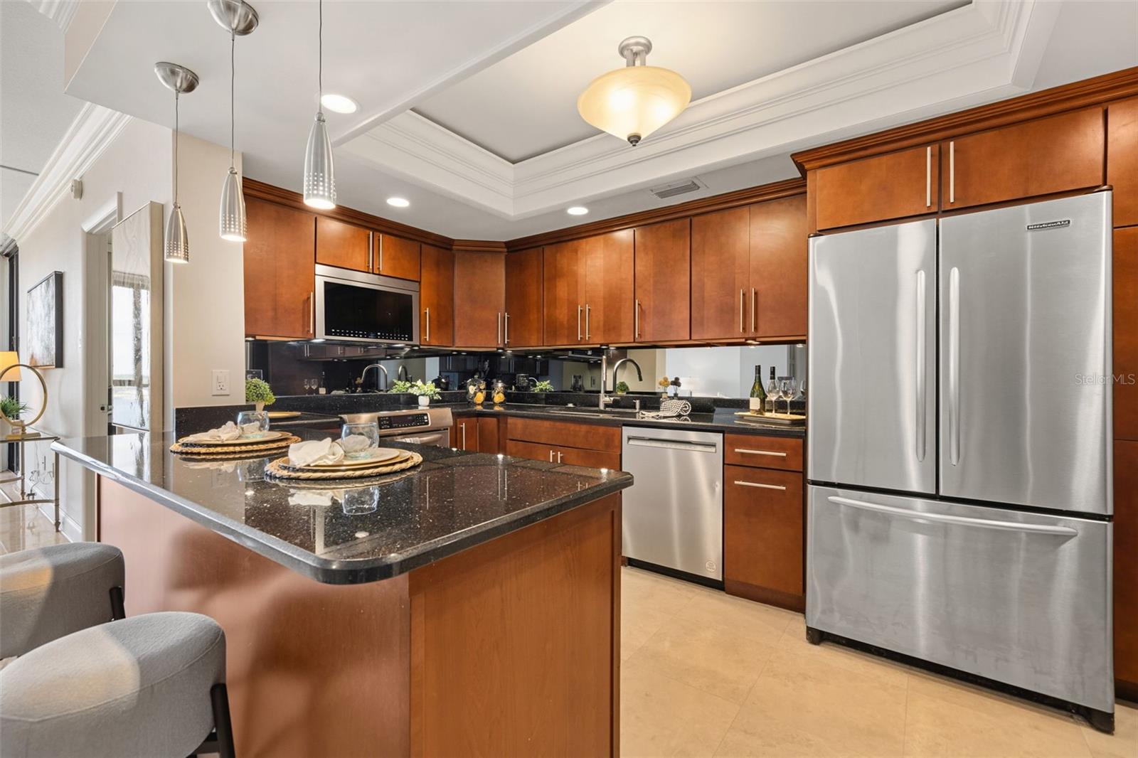 7100 SUNSHINE SKYWAY LANE S, #901, St Petersburg, FL 33711