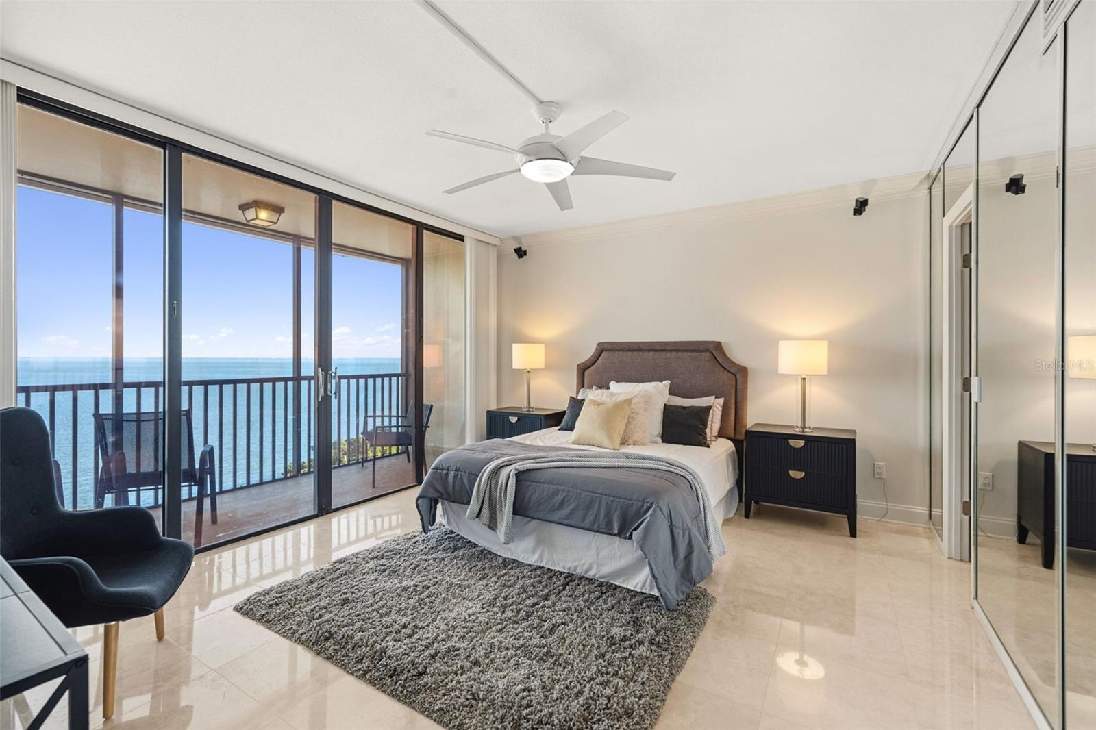 7100 SUNSHINE SKYWAY LANE S, #901, St Petersburg, FL 33711
