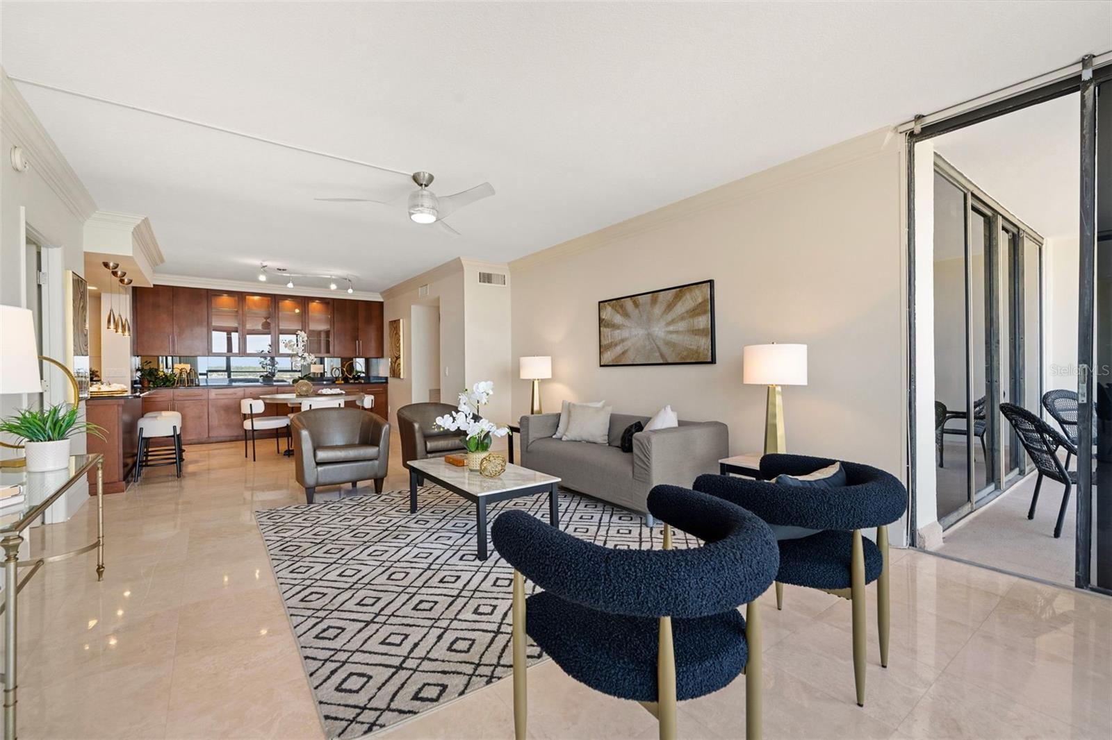 7100 SUNSHINE SKYWAY LANE S, #901, St Petersburg, FL 33711