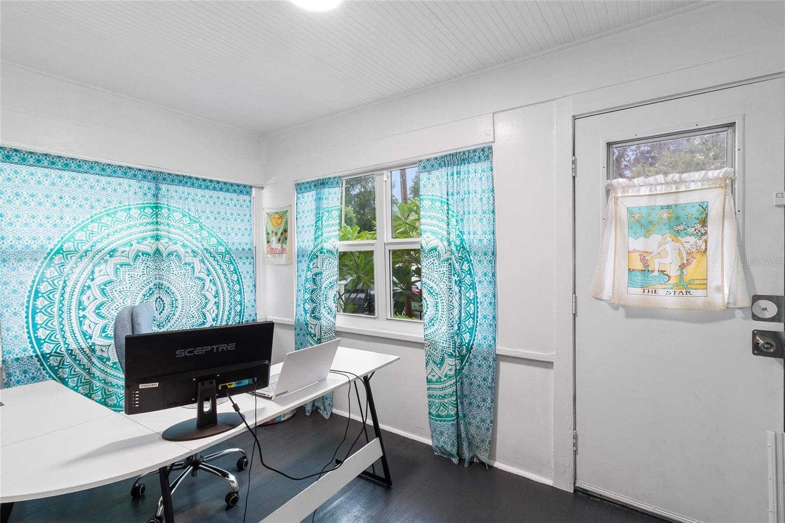 1527 13TH STREET S, St Petersburg, FL 33705