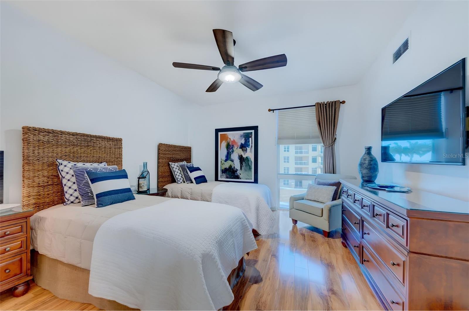 521 MANDALAY AVENUE, #505, Clearwater Beach, FL 33767