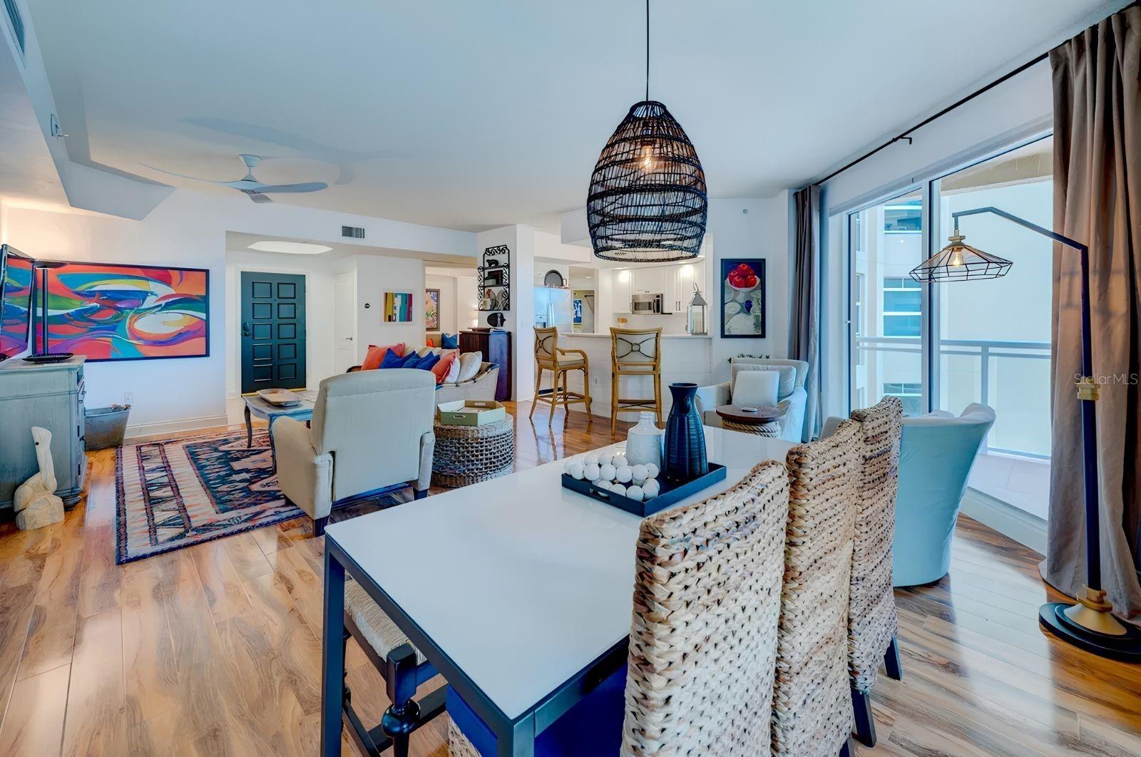 521 MANDALAY AVENUE, #505, Clearwater Beach, FL 33767 521 MANDALAY AVENUE, #505, Clearwater Beach, FL 33767