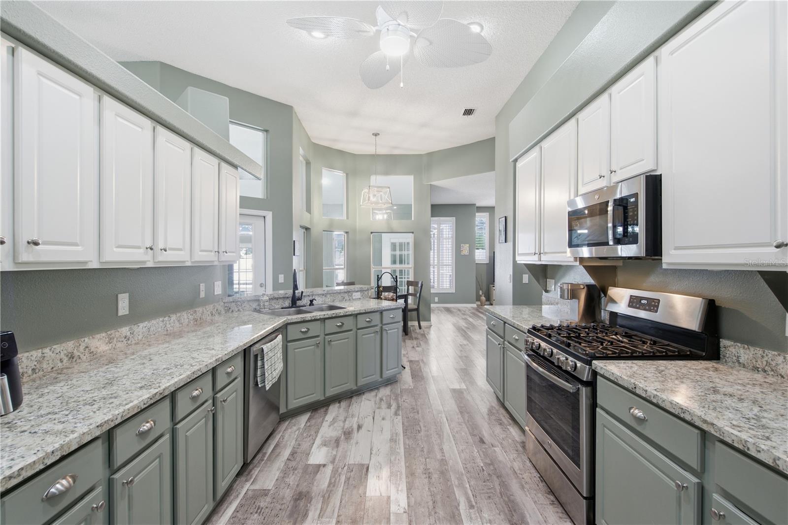 spacious and beautiful kitchen!