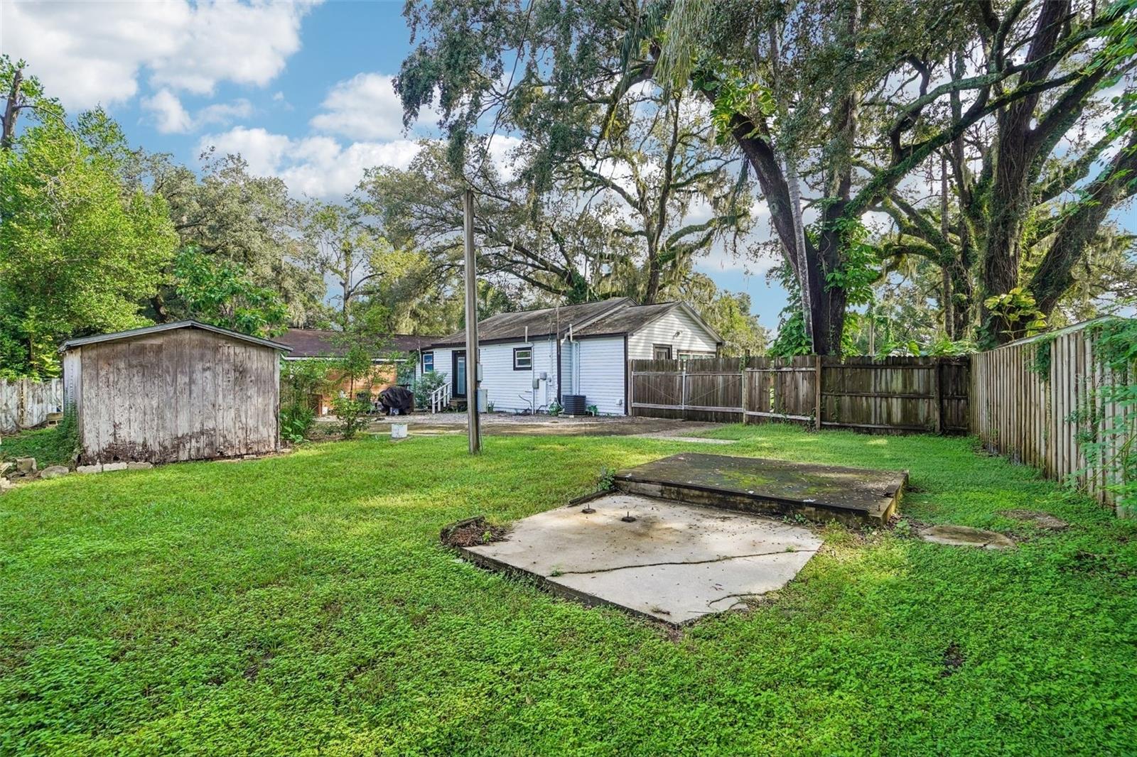 6806 N 17TH STREET, Tampa, FL 33610