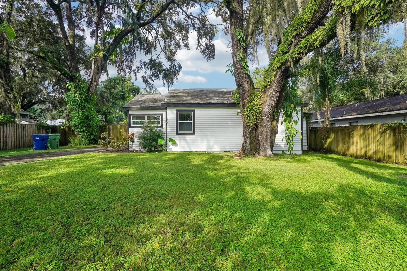 6806 N 17TH STREET, Tampa, FL 33610