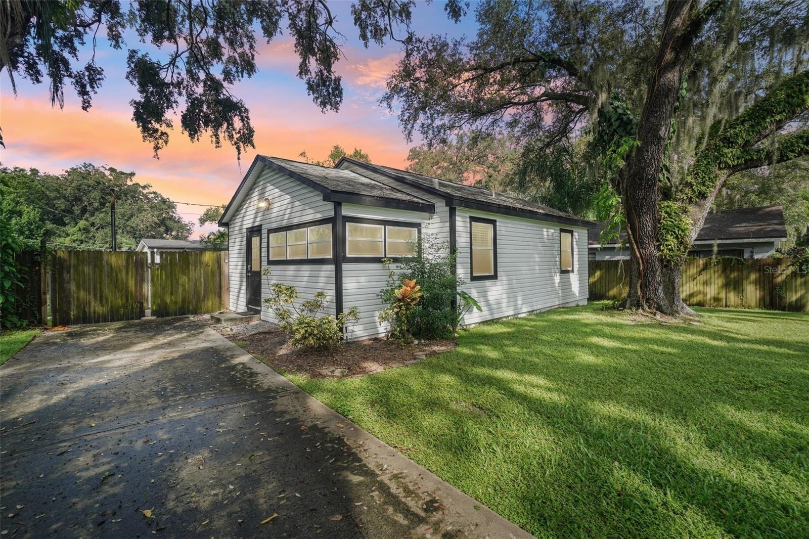 6806 N 17TH STREET, Tampa, FL 33610