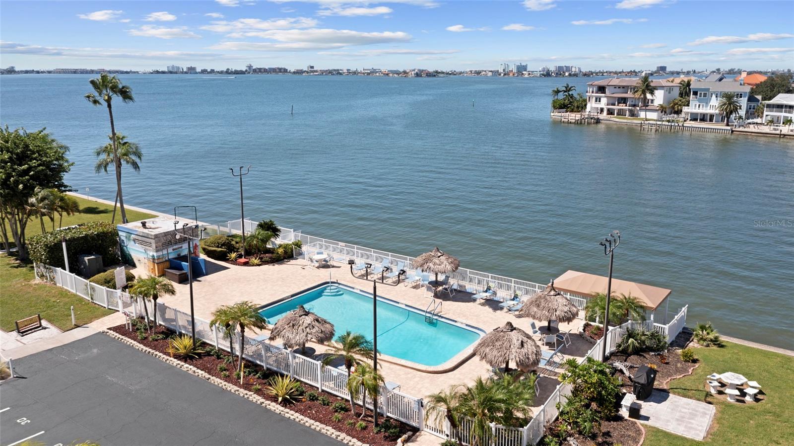 6075 SHORE BOULEVARD S, #411, Gulfport, FL 33707