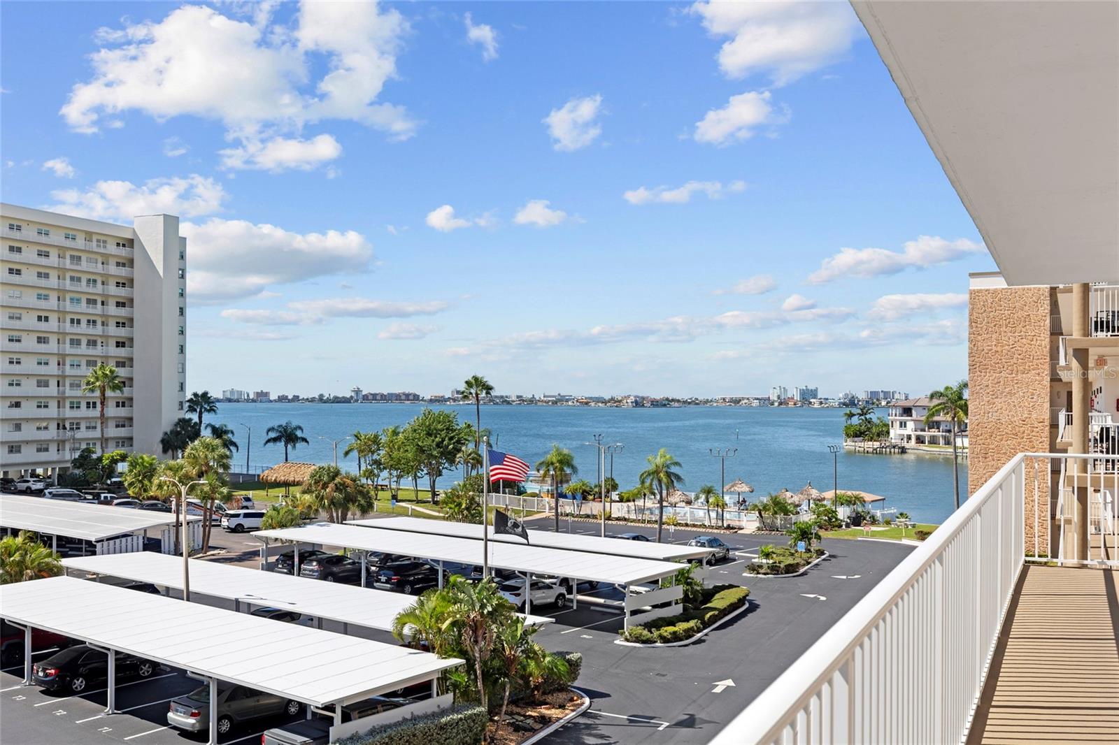 6075 SHORE BOULEVARD S, #411, Gulfport, FL 33707