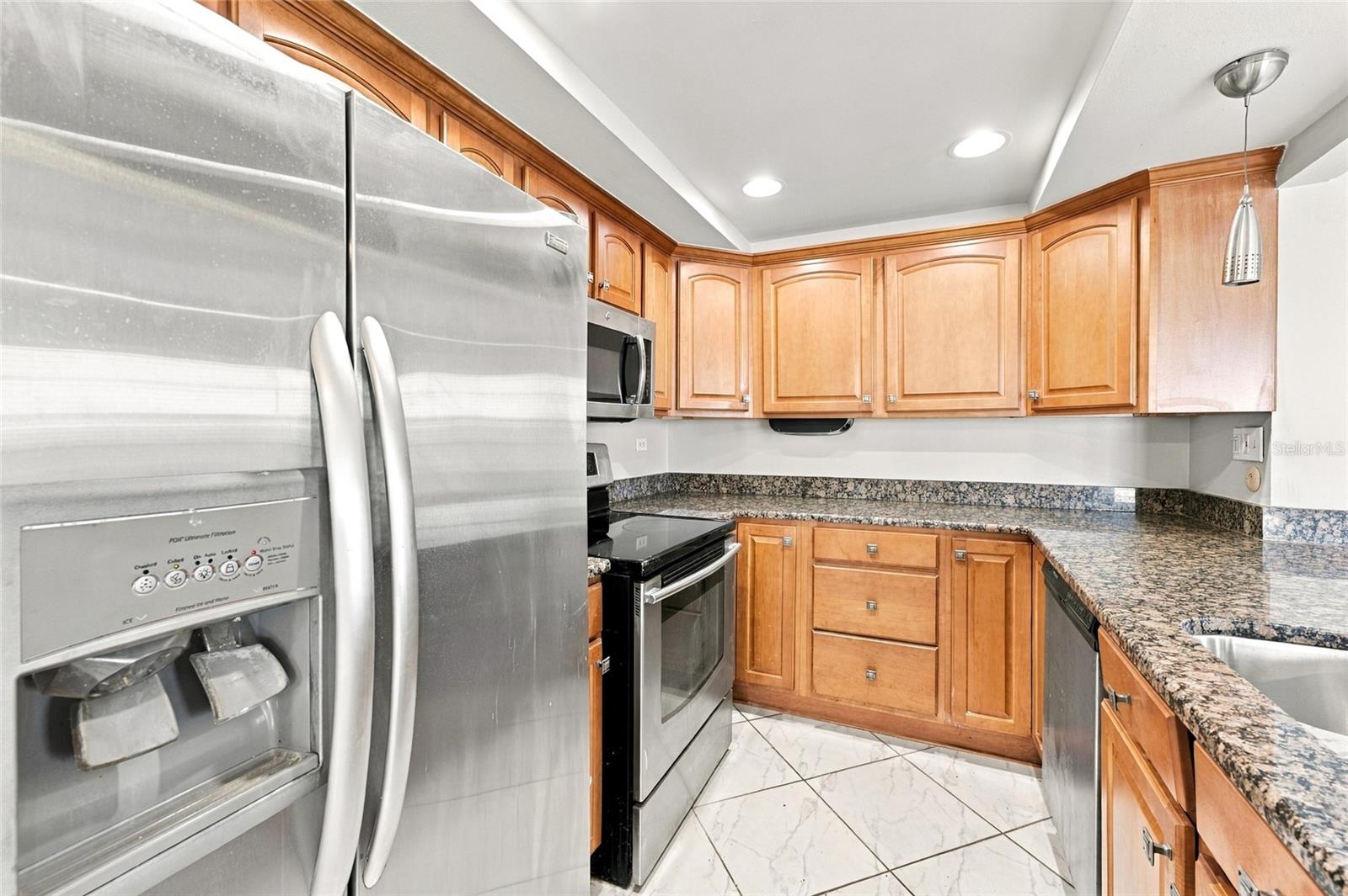10142 SEMINOLE ISLAND DRIVE, Largo, FL 33773