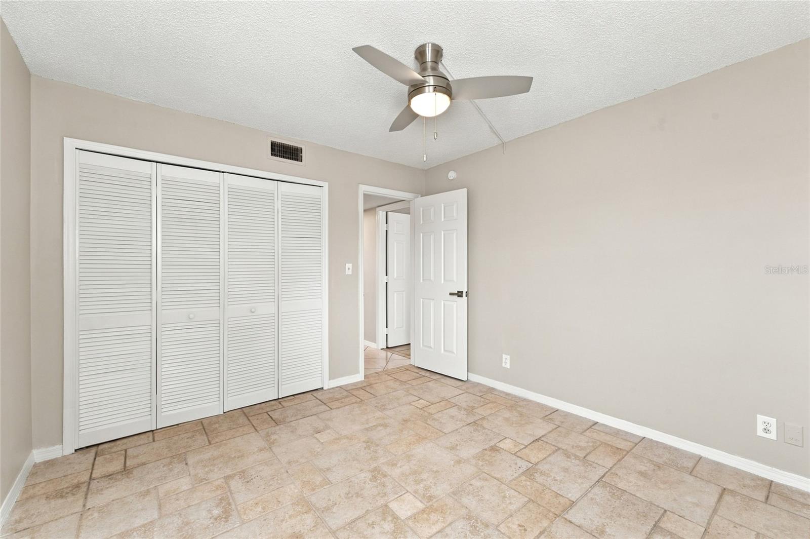 10142 SEMINOLE ISLAND DRIVE, Largo, FL 33773