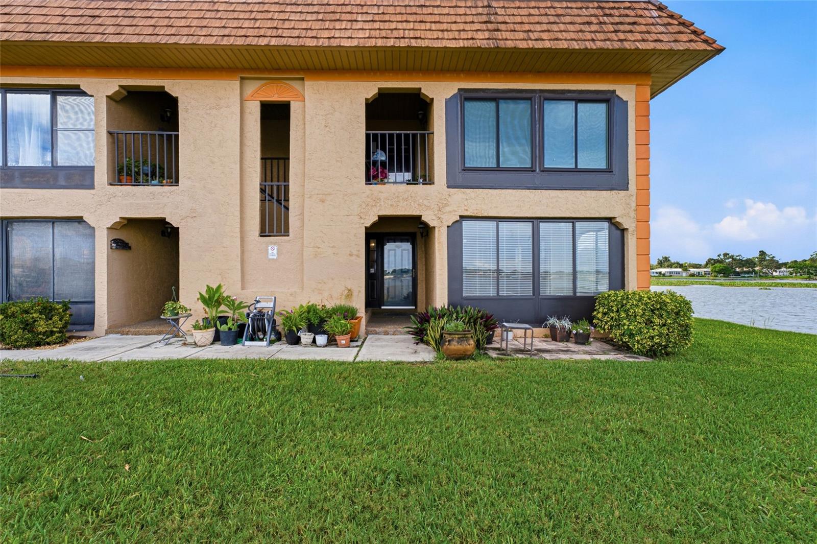 10142 SEMINOLE ISLAND DRIVE, Largo, FL 33773 10142 SEMINOLE ISLAND DRIVE, Largo, FL 33773