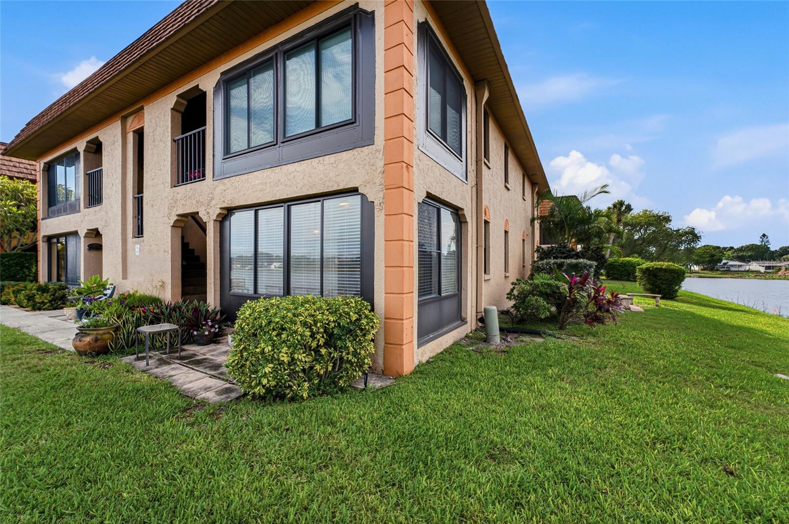 10142 SEMINOLE ISLAND DRIVE, Largo, FL 33773 10142 SEMINOLE ISLAND DRIVE, Largo, FL 33773