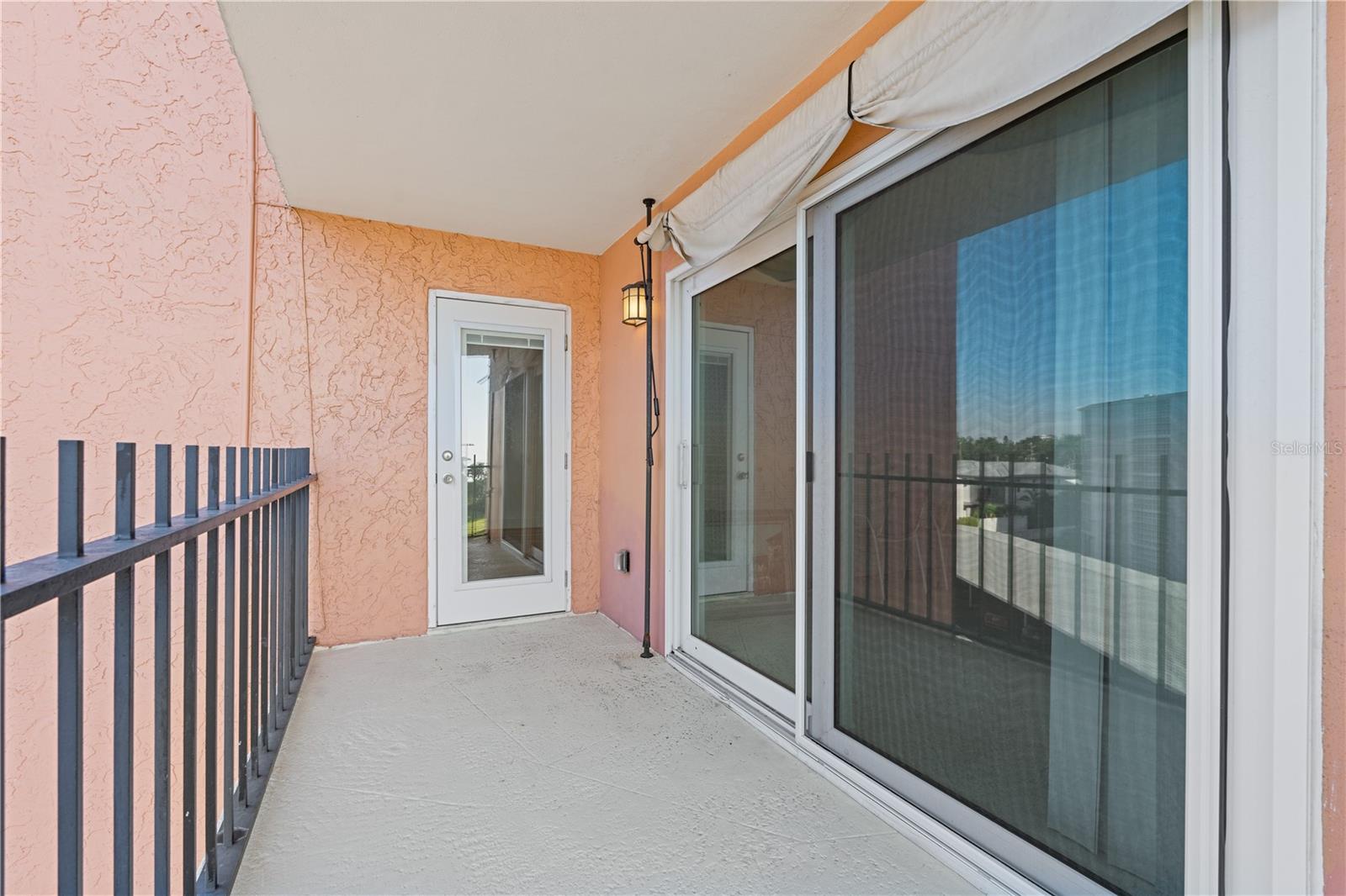1120 N SHORE DRIVE NE, #405, St Petersburg, FL 33701