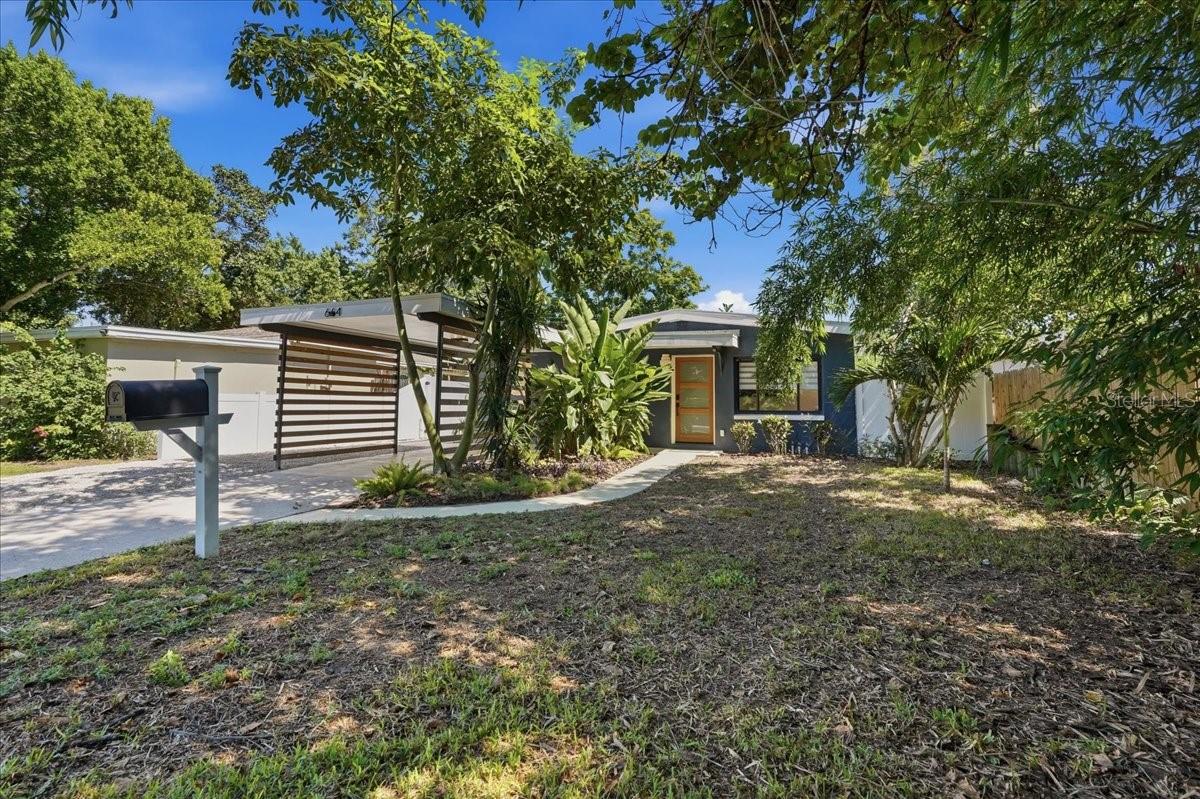 664 60TH STREET S, St Petersburg, FL 33707