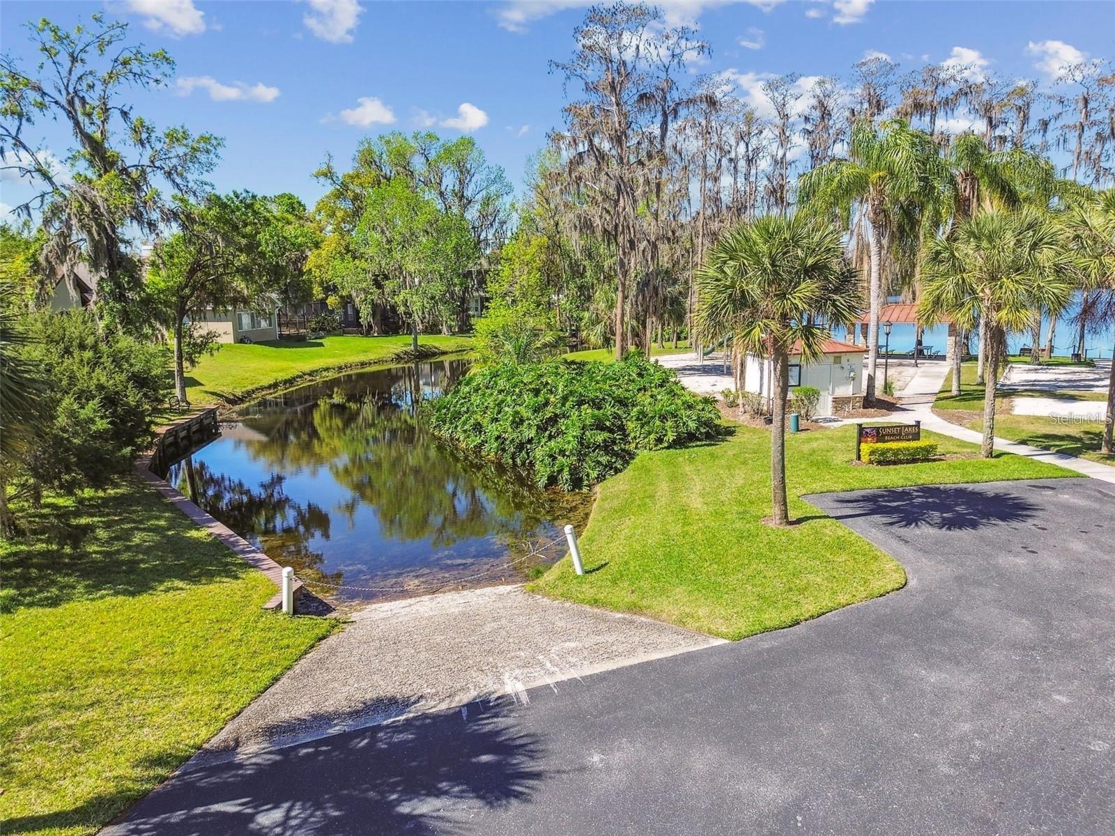 20924 BROADWATER DRIVE, Land O Lakes, FL 34638