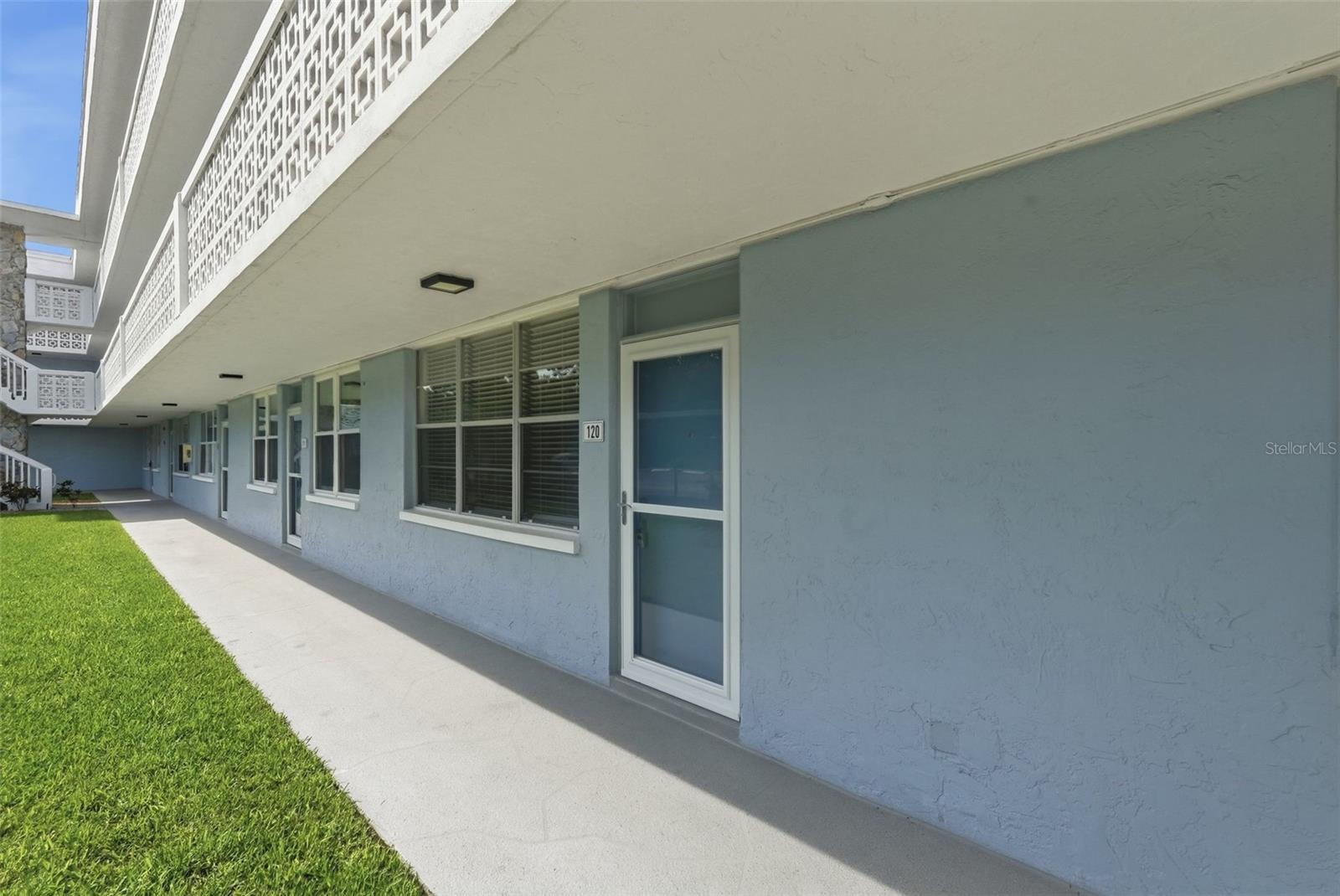 4720 LOCUST STREET NE, #120, St Petersburg, FL 33703 4720 LOCUST STREET NE, #120, St Petersburg, FL 33703