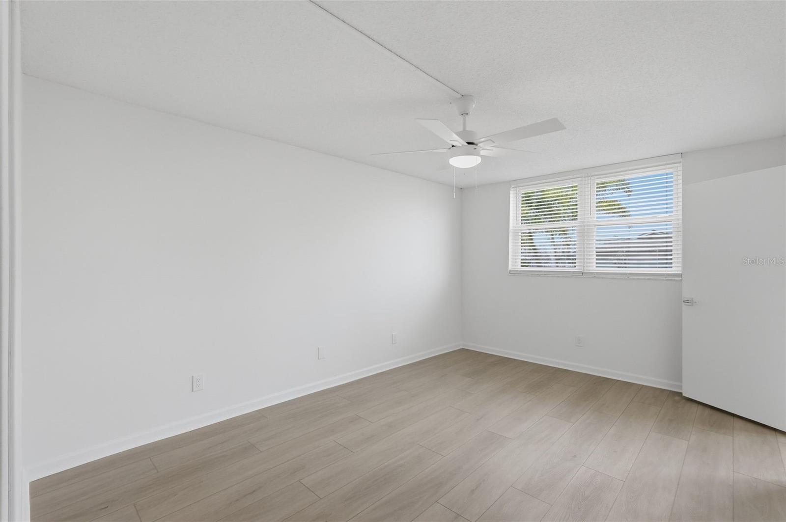 4720 LOCUST STREET NE, #120, St Petersburg, FL 33703