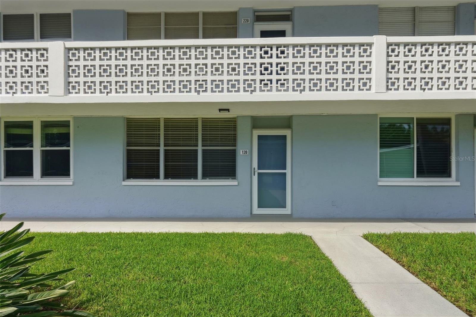 4720 LOCUST STREET NE, #120, St Petersburg, FL 33703 4720 LOCUST STREET NE, #120, St Petersburg, FL 33703