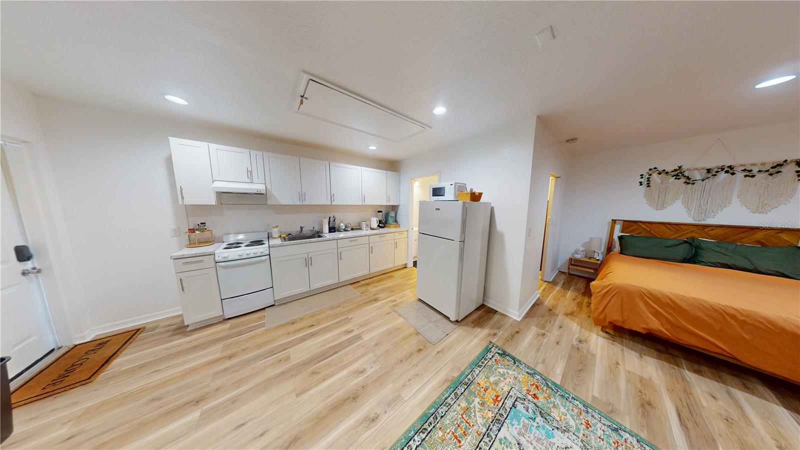 2022 KAPREE COURT, Winter Haven, FL 33884