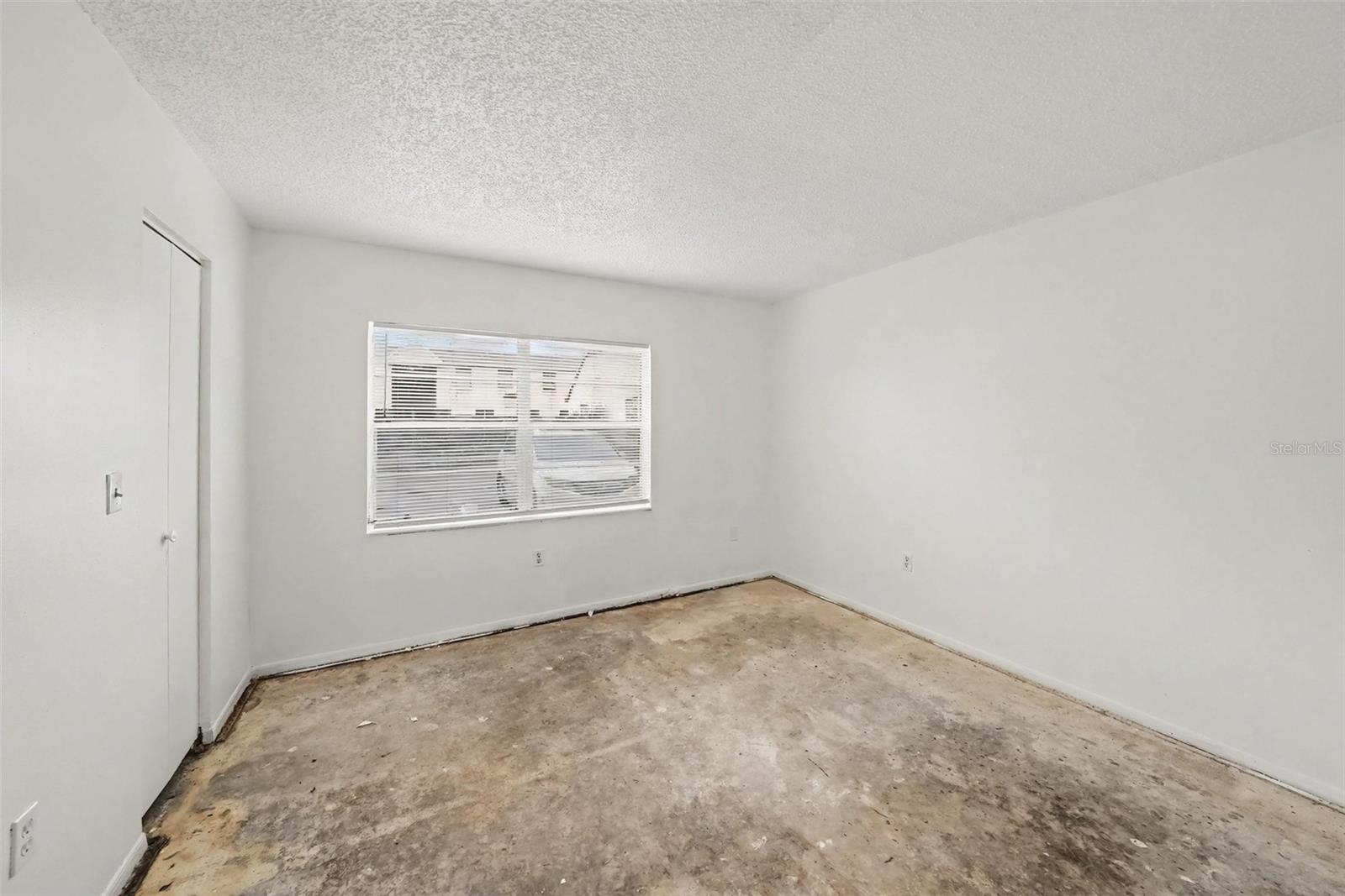 305 E WELLINGTON COURT, #64, Tampa, FL 33604