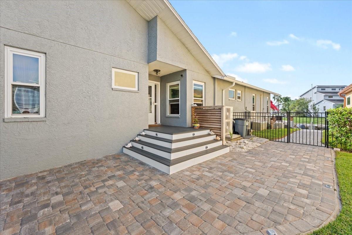 6345 FJORD WAY, New Port Richey, FL 34652