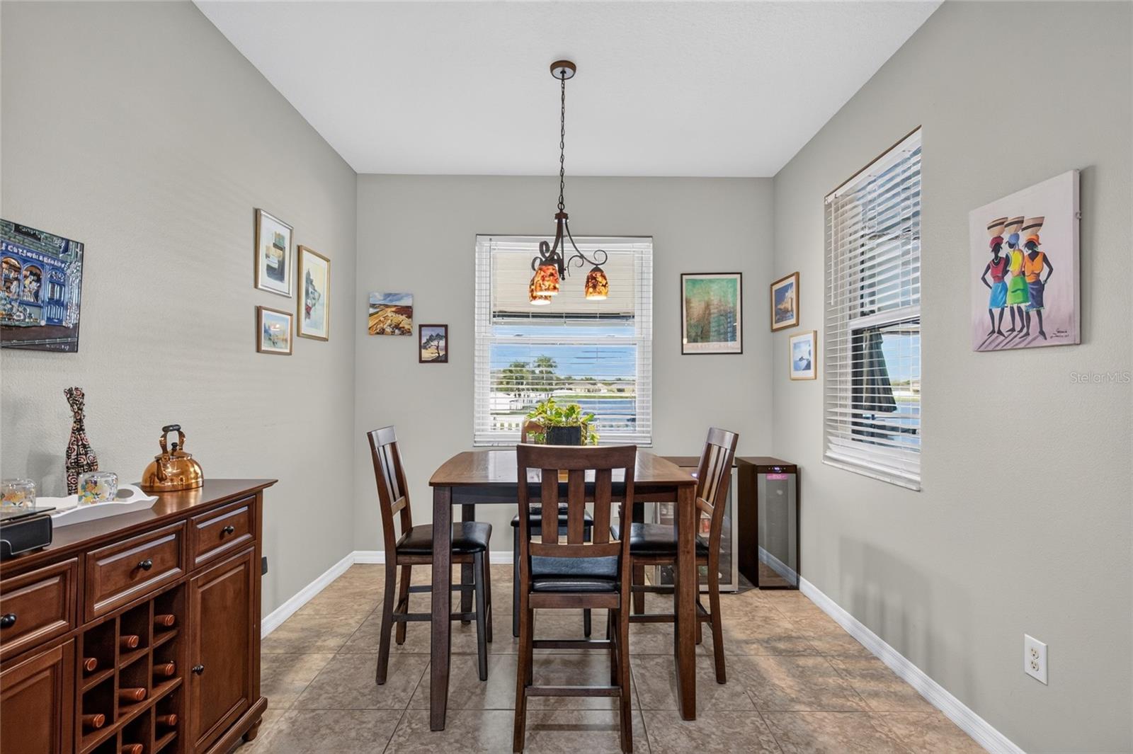 Breakfast Nook