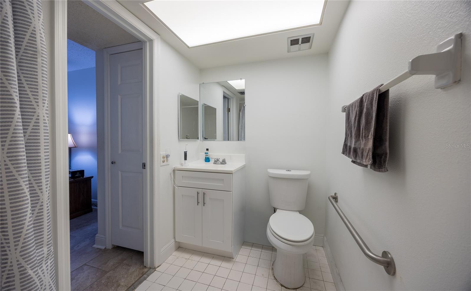 4712 MARINE PARKWAY, #105, New Port Richey, FL 34652 4712 MARINE PARKWAY, #105, New Port Richey, FL 34652