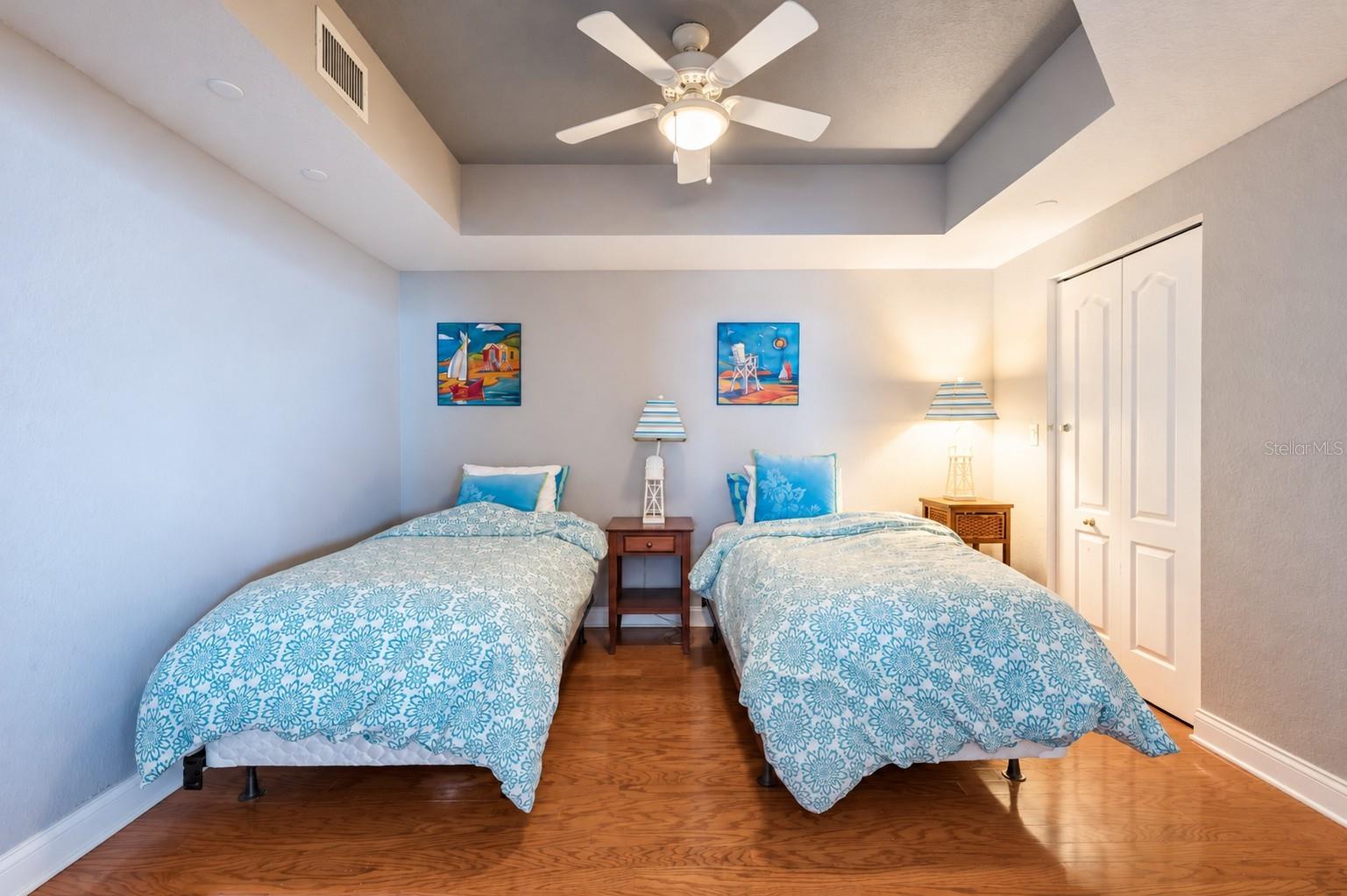 10 PAPAYA STREET, #1006, Clearwater, FL 33767