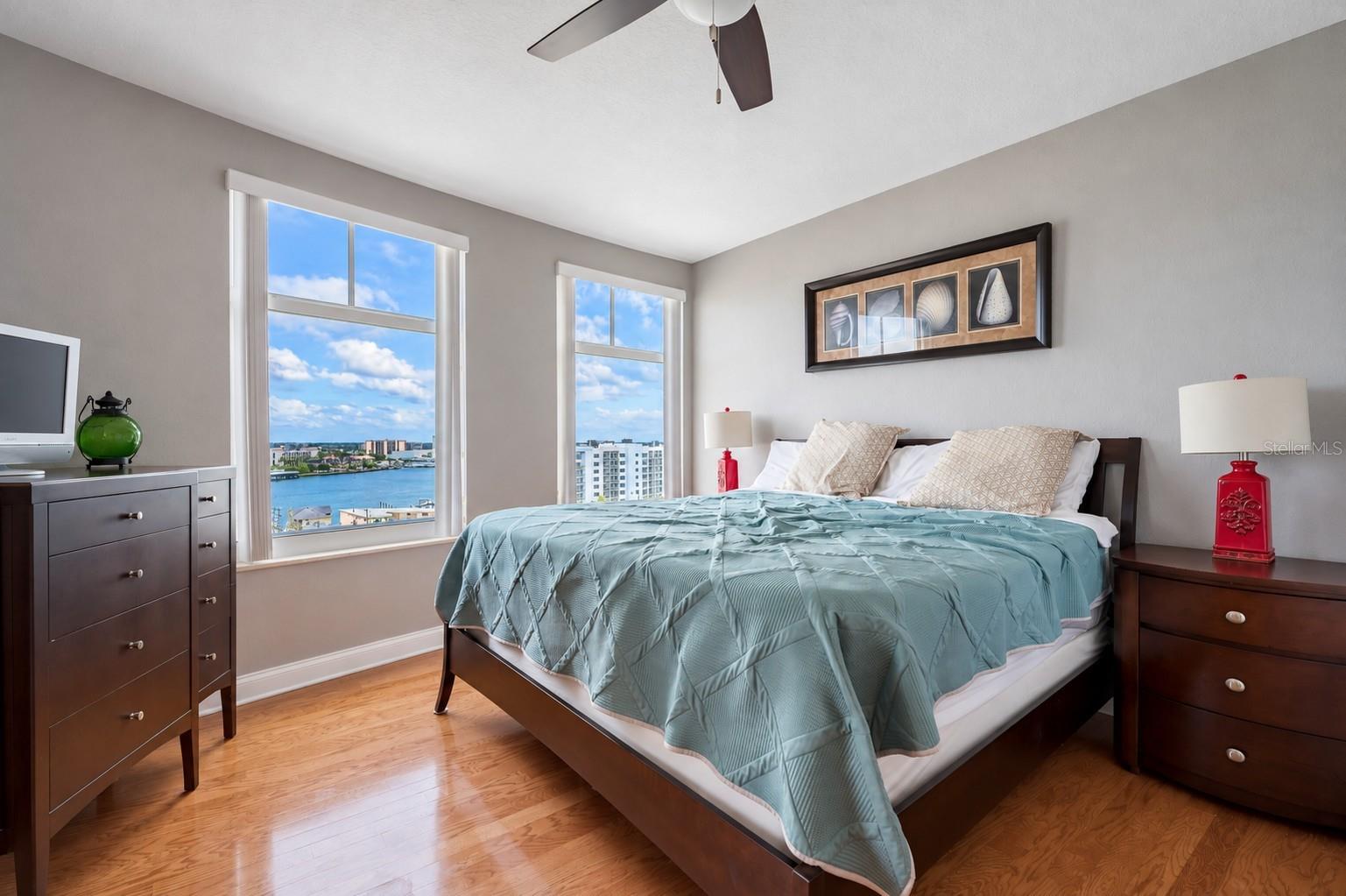 10 PAPAYA STREET, #1006, Clearwater, FL 33767