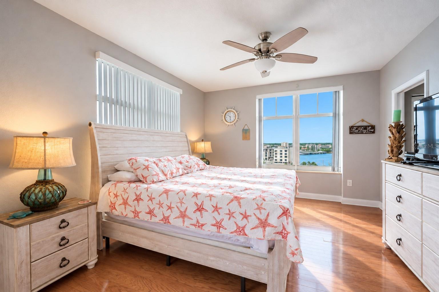 10 PAPAYA STREET, #1006, Clearwater, FL 33767