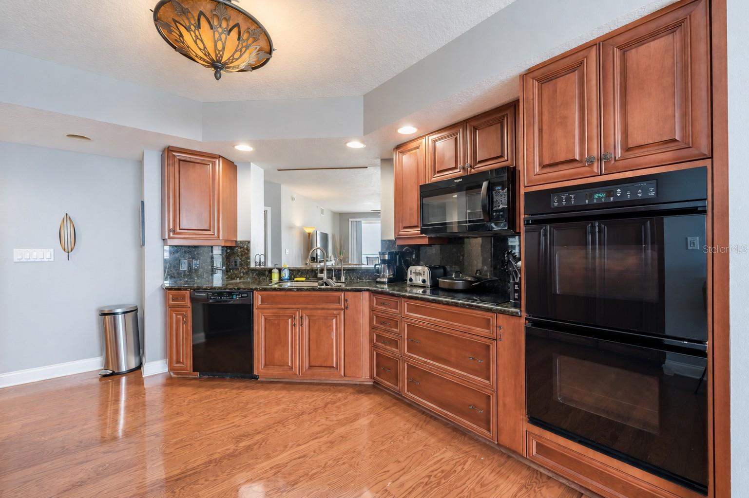 10 PAPAYA STREET, #1006, Clearwater, FL 33767