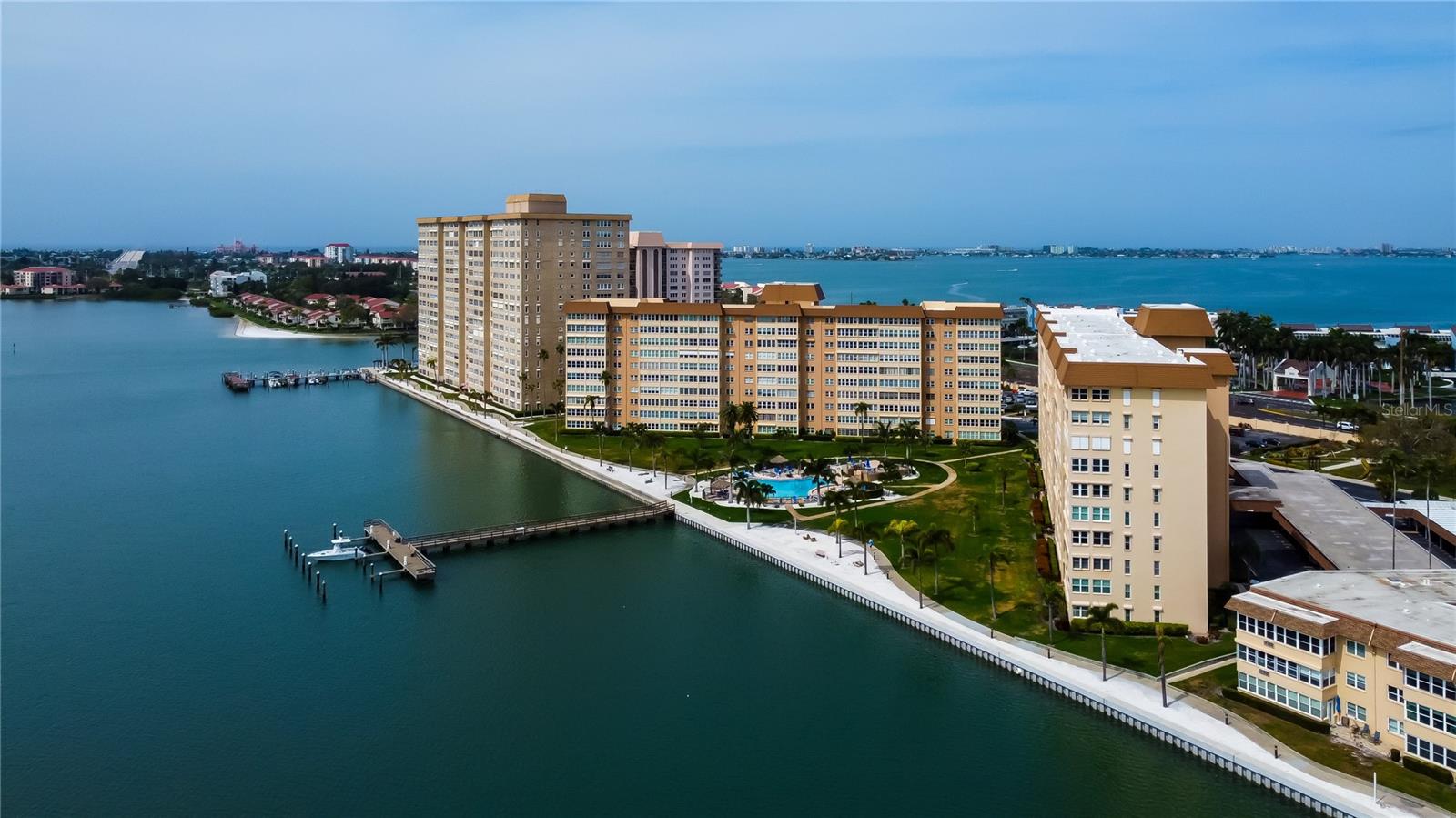 5200 BRITTANY DRIVE S, #606, St Petersburg, FL 33715