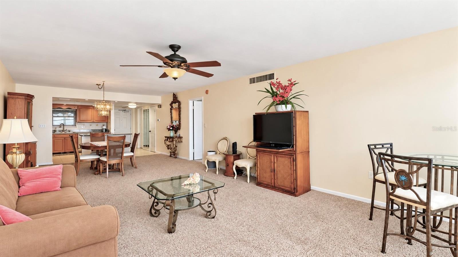5200 BRITTANY DRIVE S, #606, St Petersburg, FL 33715