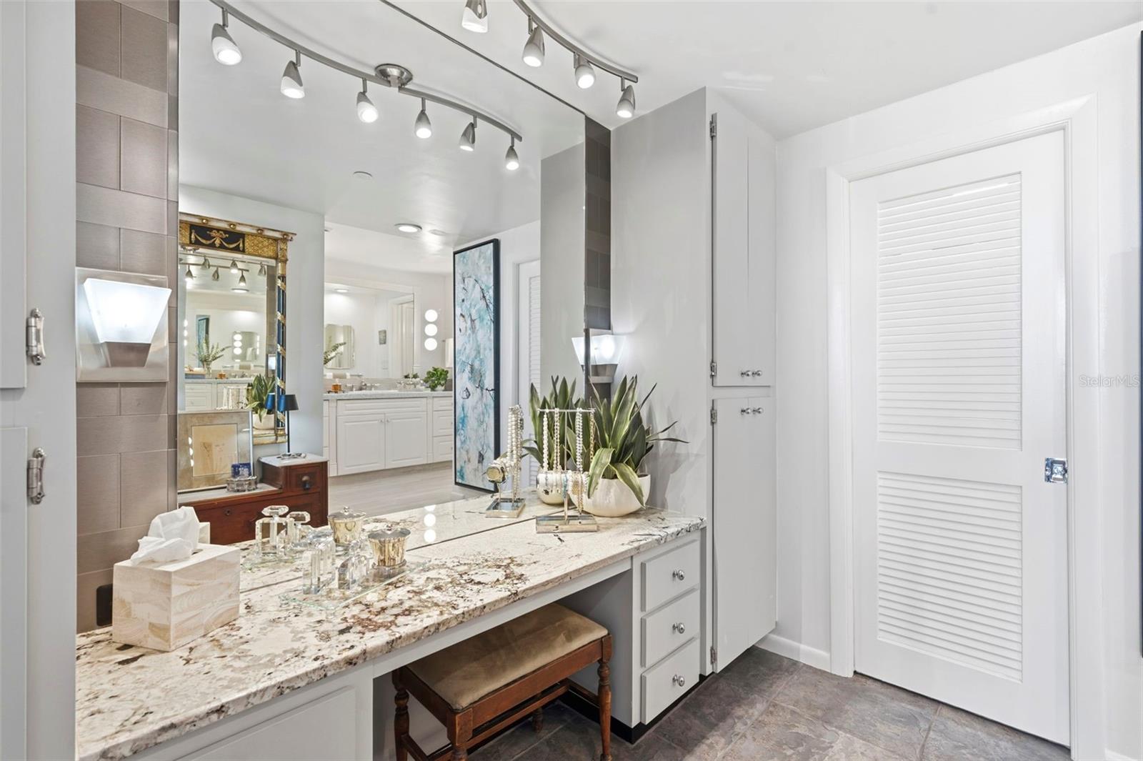 1 BEACH DRIVE SE, #2712, St Petersburg, FL 33701