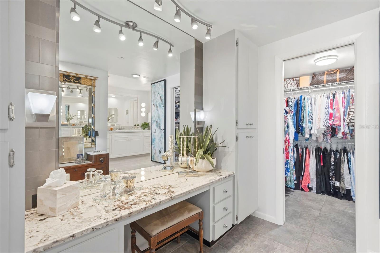 1 BEACH DRIVE SE, #2712, St Petersburg, FL 33701
