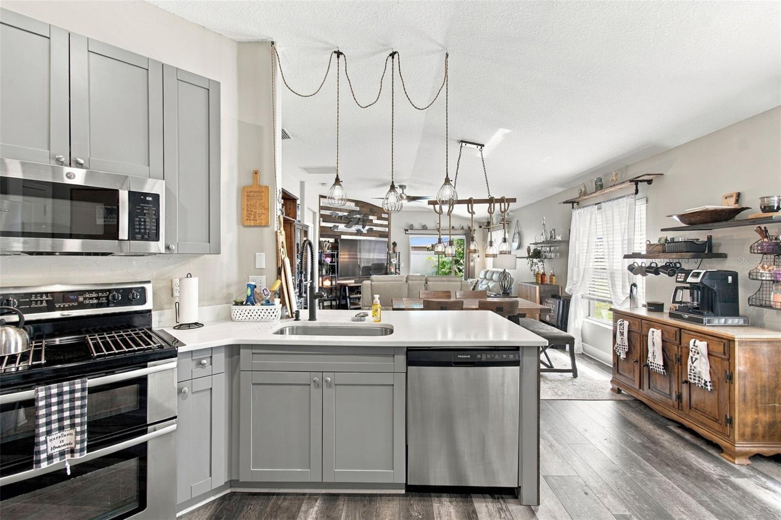 15412 QUAIL WOODS PLACE, Ruskin, FL 33573