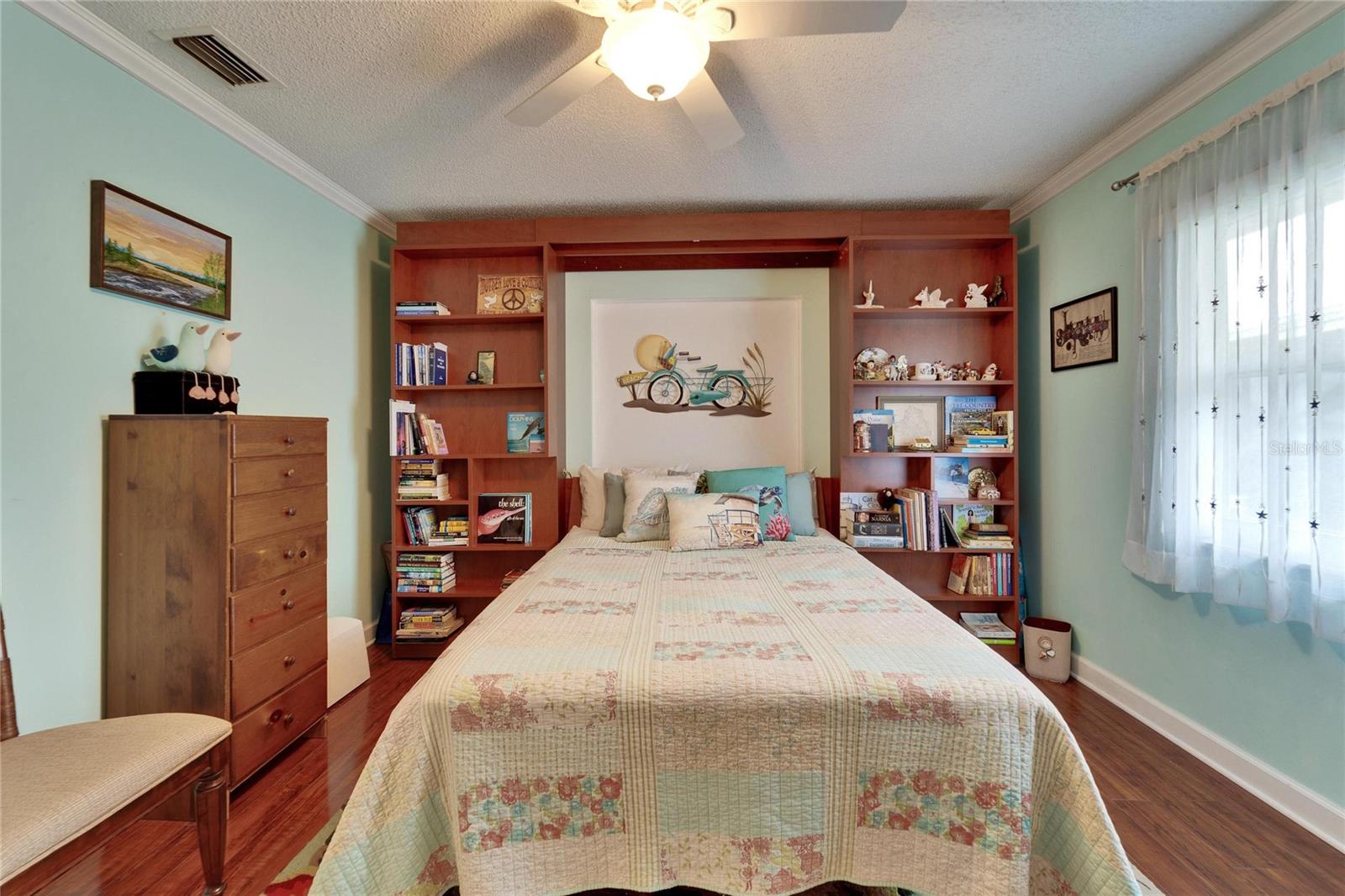 1710 NEW BEDFORD DRIVE, Sun City Center, FL 33573